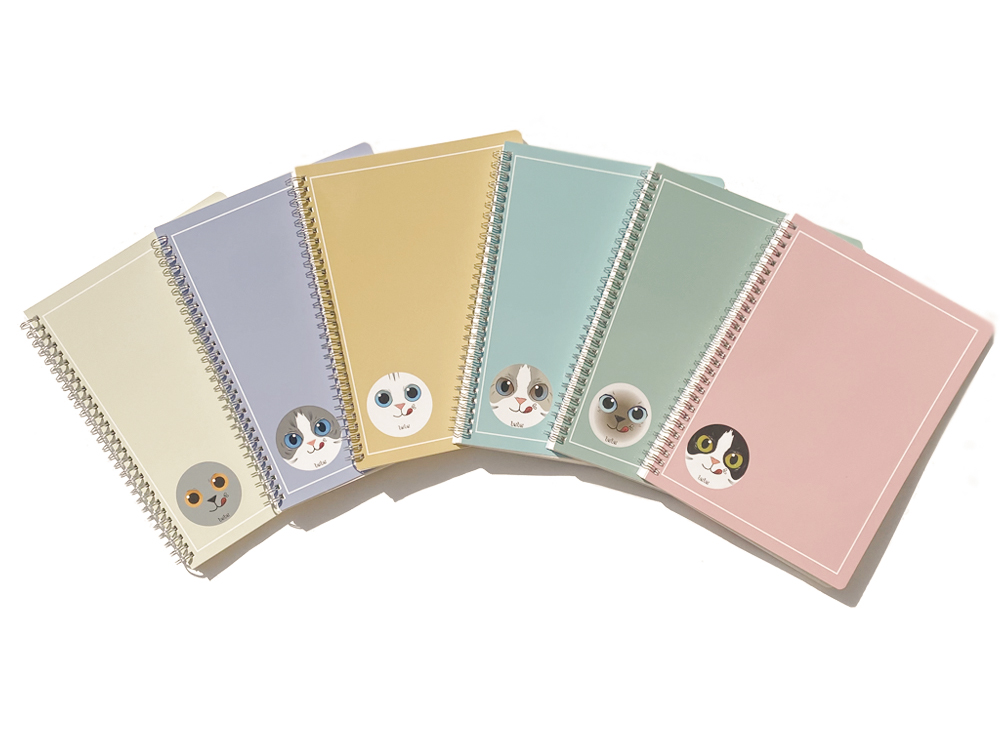 UKIUKI cat character spiral notebook large size